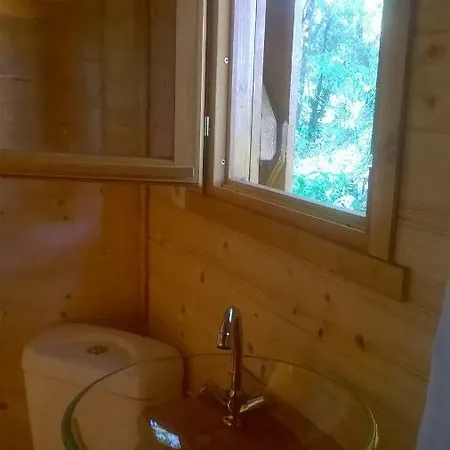 Le Mas Des Lavandieres B&B *
